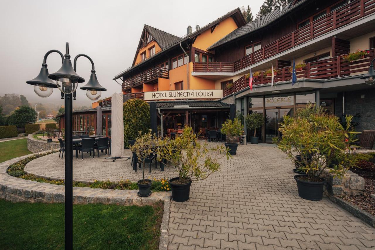 Hotel Slunecna Louka Липно над Вълтава Екстериор снимка