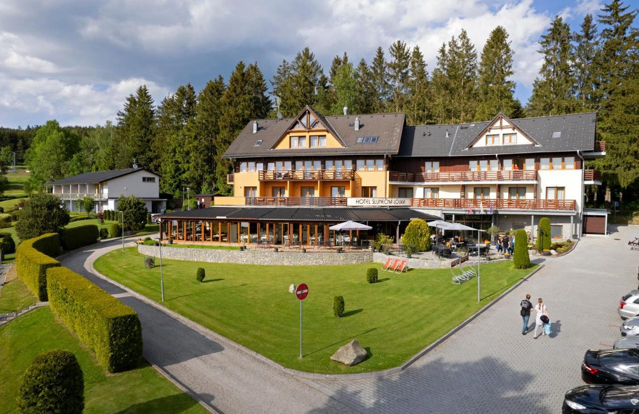 Hotel Slunecna Louka Липно над Вълтава Екстериор снимка