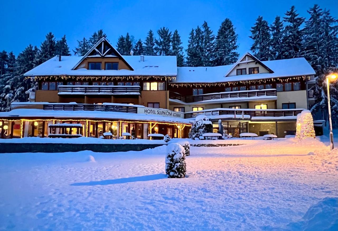 Hotel Slunecna Louka Липно над Вълтава Екстериор снимка