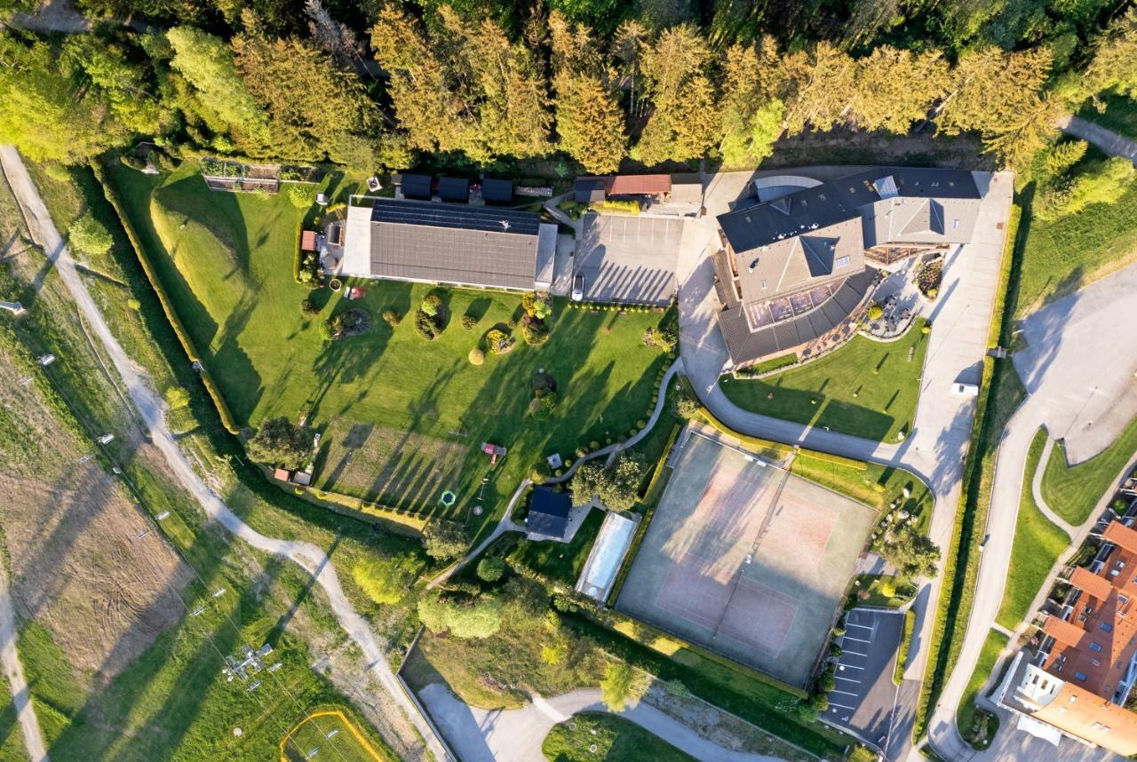 Hotel Slunecna Louka Липно над Вълтава Екстериор снимка